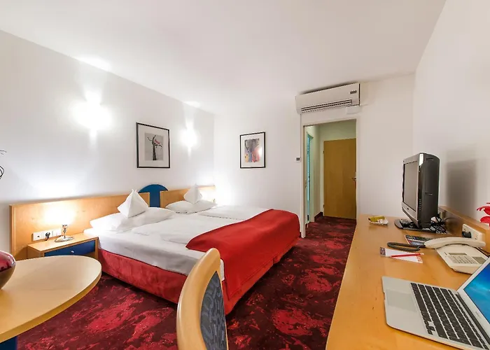 Boltzmann Otel Viyana